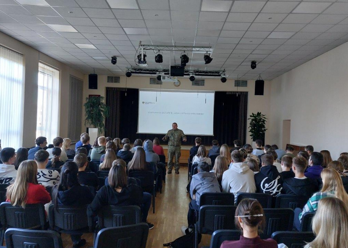 Vilniaus lietuvių namuose lankėsi Vilniaus regioninės karo komendantūros I Karo prievolės ir komplektavimo skyriaus atstovai